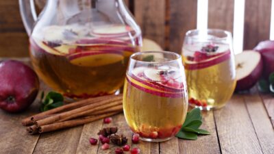 Sparkling Bees Knees Cocktail