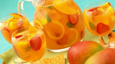 Sparkling Mango Strawberry Sangria