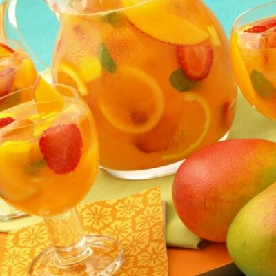 Sparkling Mango Strawberry Sangria (Non-alcoholic)