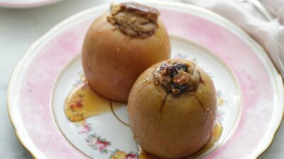 Spiced Stuffed Apples