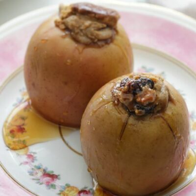 Spiced Stuffed Apples