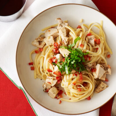 Spicy Chicken and Garlic Pasta