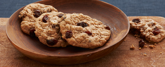 Spicy Oatmeal Raisin Cookies
