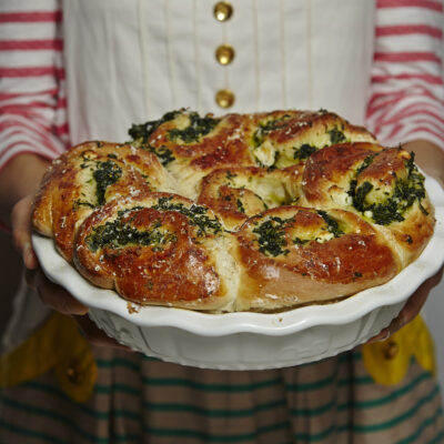SPINACH AND FETA STUFFED CHALLAH