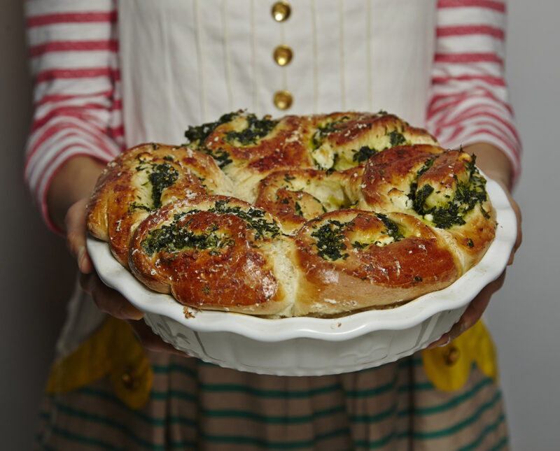 SPINACH AND FETA STUFFED CHALLAH