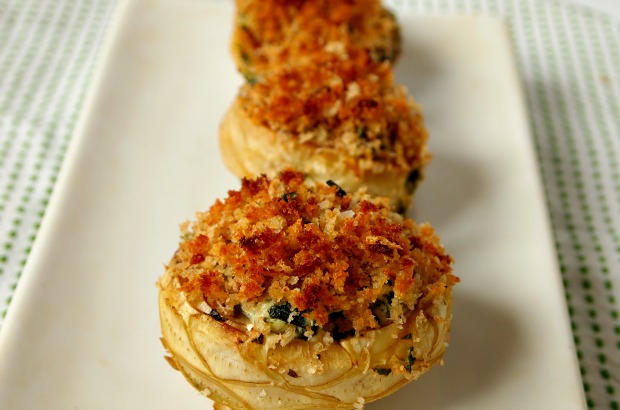 Inside Out Spinach and Artichoke Dip