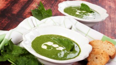 Spring Onion and Spinach Soup