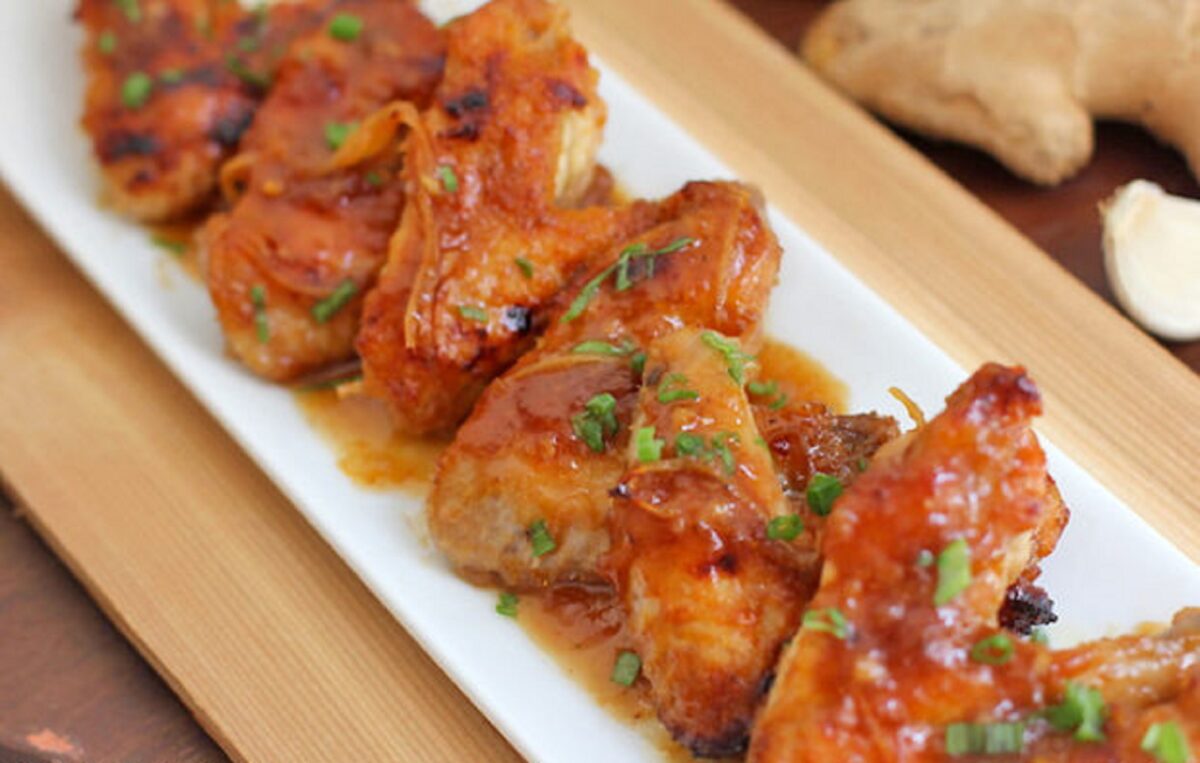 STICKY GINGER CHICKEN WINGS