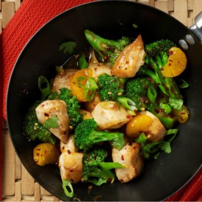 Stir Fried Chicken with Mandarin Oranges and Broccoli
