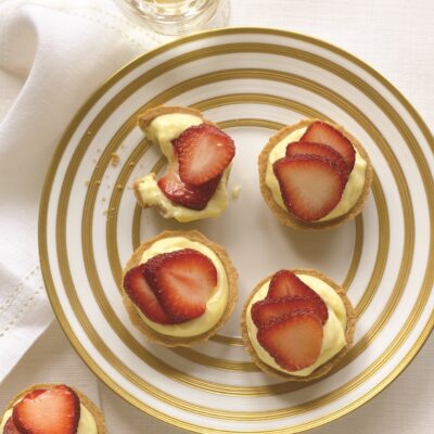 Strawberry Pastry Cups