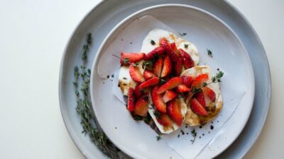 Strawbery Mozzarella with Thyme Balsamic Sauce