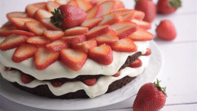 Summer Berry Chocolate Cake