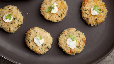 baked crab balls with cilantro lime dipping sauce