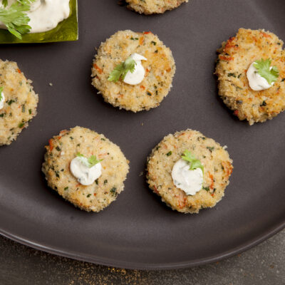 baked crab balls with cilantro lime dipping sauce