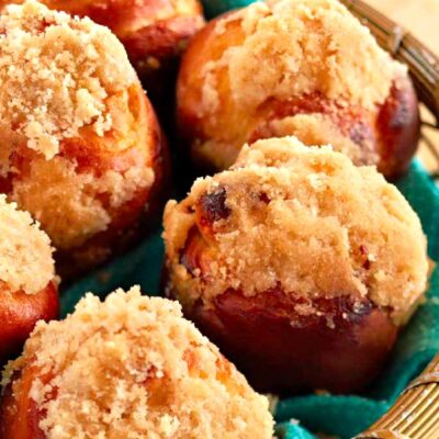 sweet challah with streusel topping