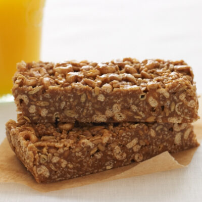 Sweet Peanut Butter Cereal Bars