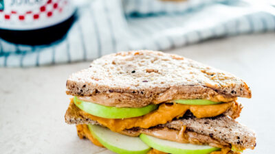 Sweet Potato and Almond Butter Sandwiches with Green Apples