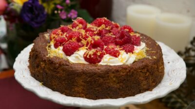 Tahini Olive Oil Cake85