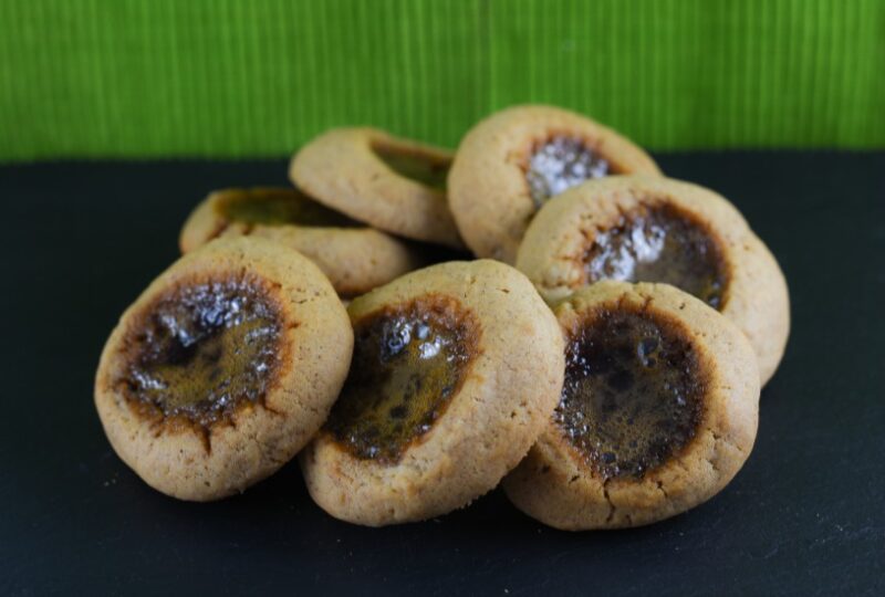 tahini thumbprint cookies with pomegrante