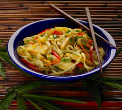 Thai Peanut Noodle Salad
