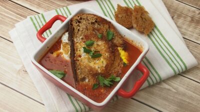 tomato soup with egg in a hole