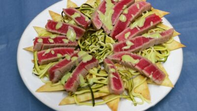 Tuna with zucchini saute