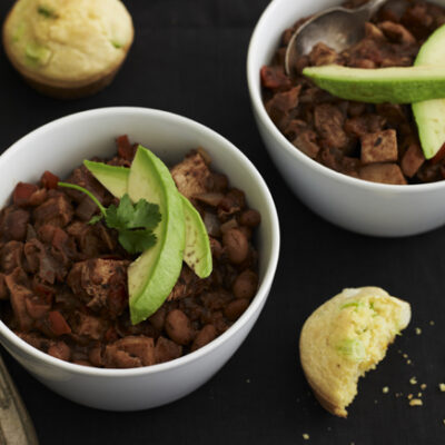 turkey chili loaded with cornbread muffins