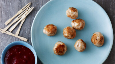 turkey meatballs with cranberry sauce
