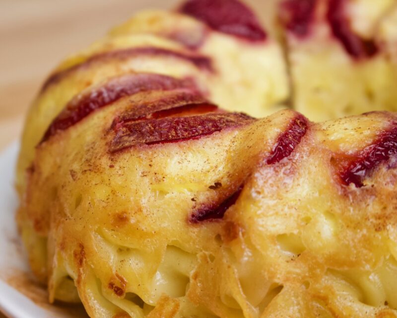 upside-down-noodle-kugel-plums-jewlish-3