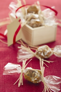 Vanilla Almond Caramels With Sea Salt