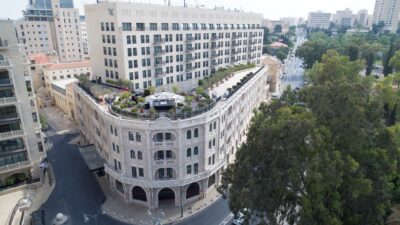 waldorf astoria drone view
