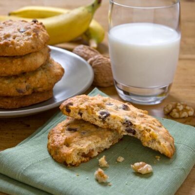 Walnut Banana Cookies