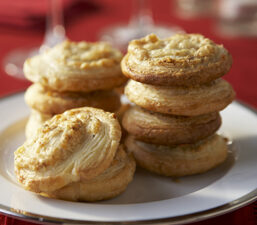 Walnut Cheddar Coins