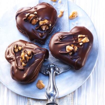 Walnut Cookie Hearts Filled with Fig Jam