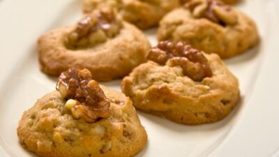 Walnut Maple Cookies