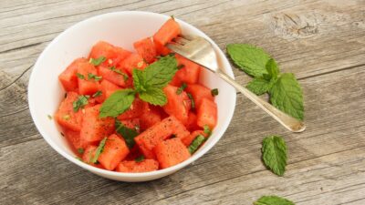 watermelon and spinach salad.jpg