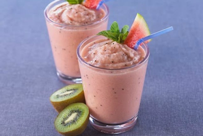 Watermelon Kiwi Smoothie