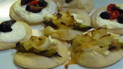 Whipped Ricotta and Fig mini-pizzas