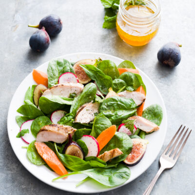 Fig, Carrot and Spinach Salad with Grilled Chicken