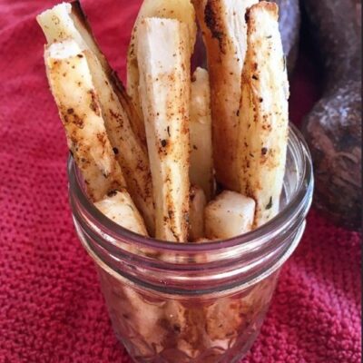 BAKED YUCCA FRIES