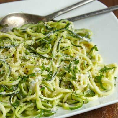 zucchini spaghetti alfredo