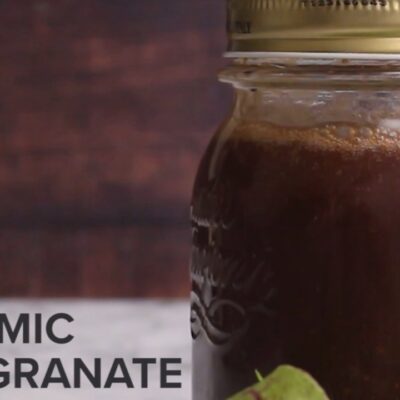 balsamic-pomegranate-salad-dressing