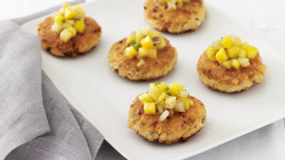 salmon cakes with tropical fruit salsa (recipe courtesy of Jamie Geller and Joy of Kosher with Jamie Geller magazine)