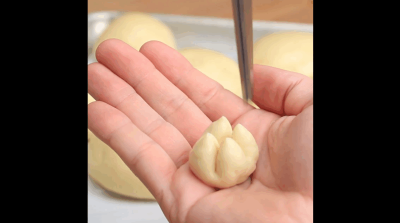 pomegranate-challah-cut