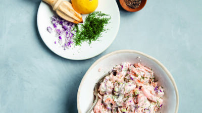 087 baked salmon salad