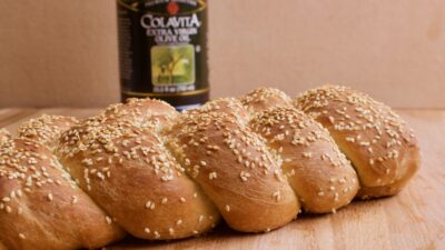 VEGAN AQUAFABA CHALLAH