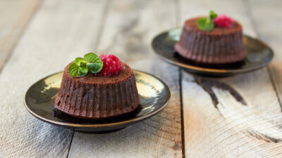 molten chocolate lava cake