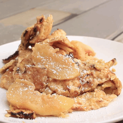 Cinnamon Apple Matzo Brei