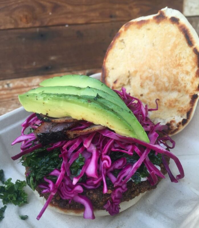fala kale burger