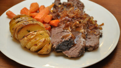 brisket with carrots and potatoes